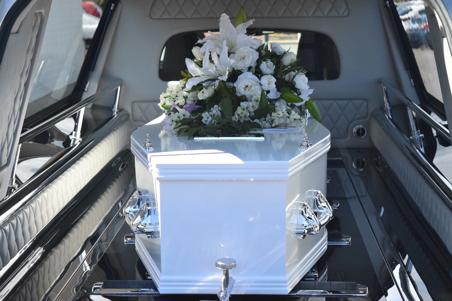Hur man arrangerar en begravning för en nära släkting